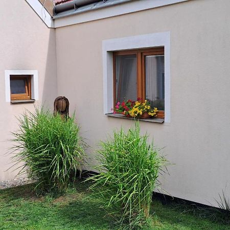 U Ječmínka Hlohovec Exterior foto